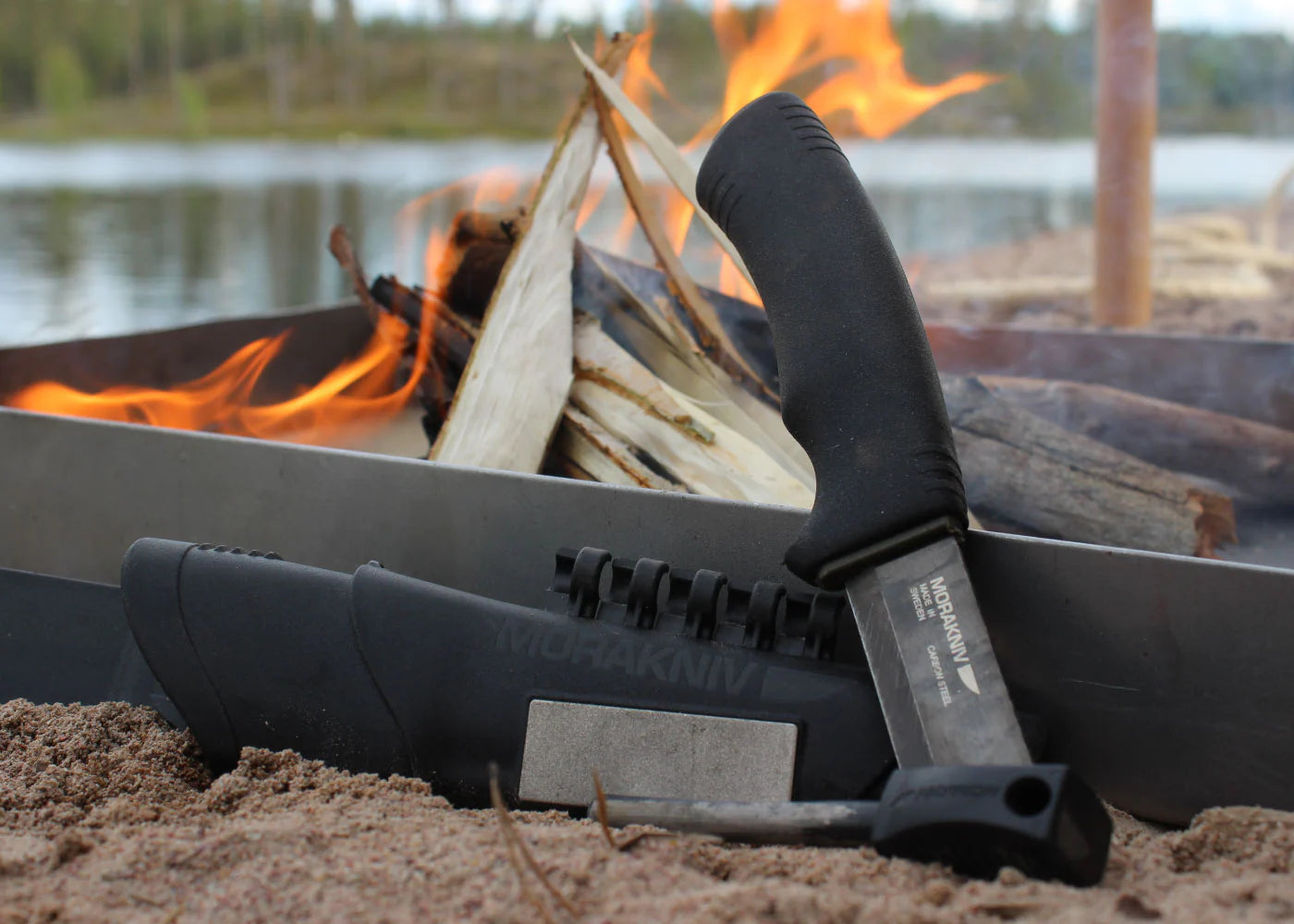 モーラナイフ ブッシュクラフトサバイバル ブラックブレード (C) / MORAKNIV BUSHCRAFT SURVIVAL BLACKBLADE (C)