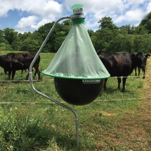 電気や薬剤を使わないアブ対策 アブキャップ